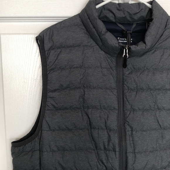 down filled vest with stow bag. Charcoal gray. Size M - Picture 2 of 8